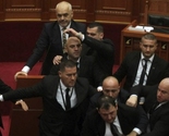 Albanska opozicija gađala jajima Edija Ramu