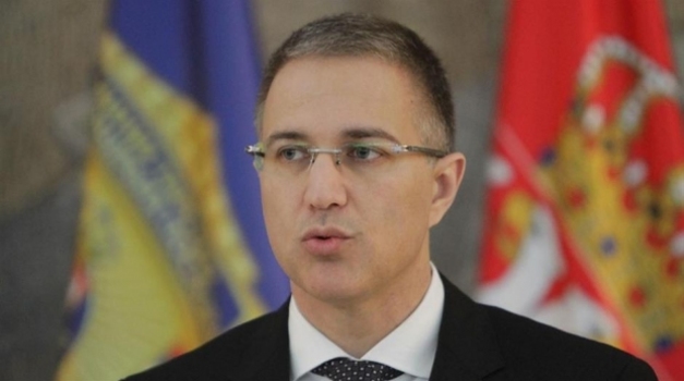 "Vučiću bih savetovao da problem Kosova ostavi drugome"