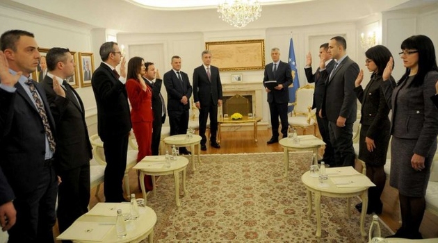 Predsjednik Thaçi imenovao 21 državnog tužilaca