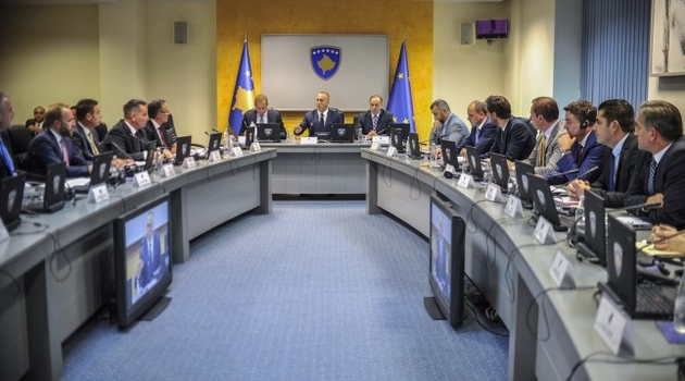 Vlada Kosova bez četiri ministra