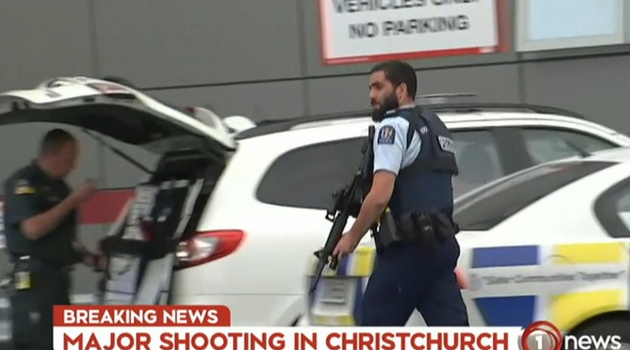 U napadu na vjernike u dvije džamije na Novom Zelandu ubijeno najmanje 40 osoba
