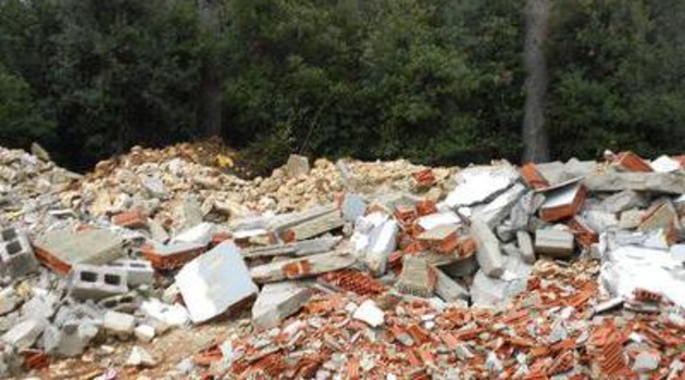 Građevinski otpad u opštini Dragaš – loša poruka za turiste