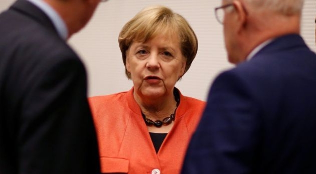 Savetnici Angele Merkel sledeće nedelje na Kosovu, razgovaraće o taksama