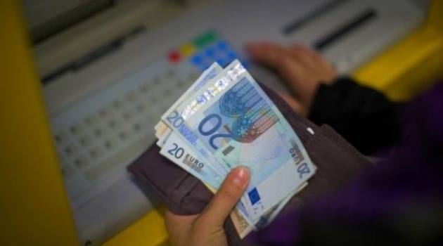 Dijaspora poslala 800 miliona eura na Kosovo